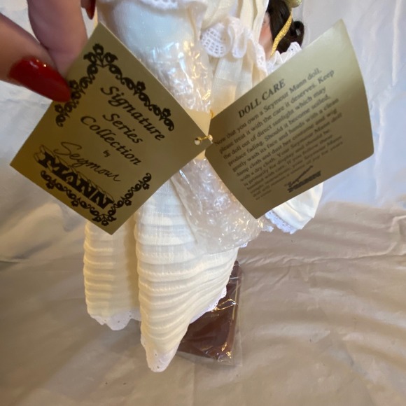 Seymour Mann Jennifer Doll Connoisseur Collection Porcelain Artist Doll - Picture 6 of 8